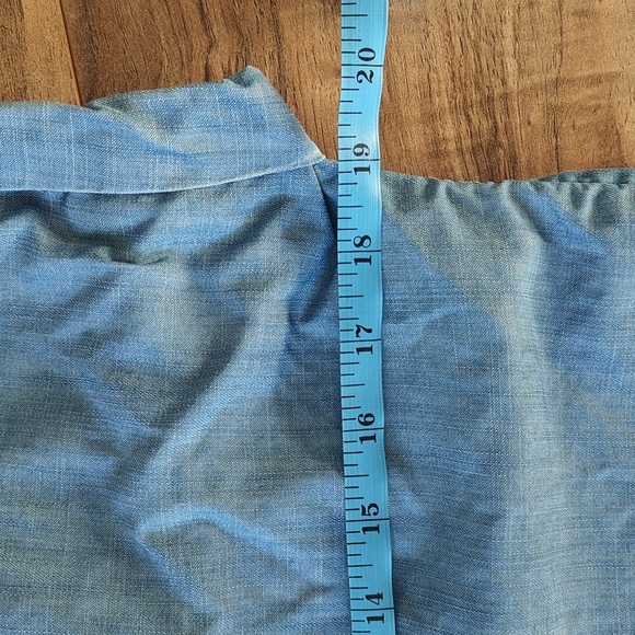 Like new Vineyard Vines denim look popover blouse - Picture 3 of 5